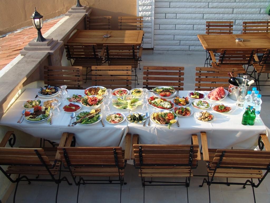 艾瓦勒克宫殿酒店 Ayvalı 外观 照片